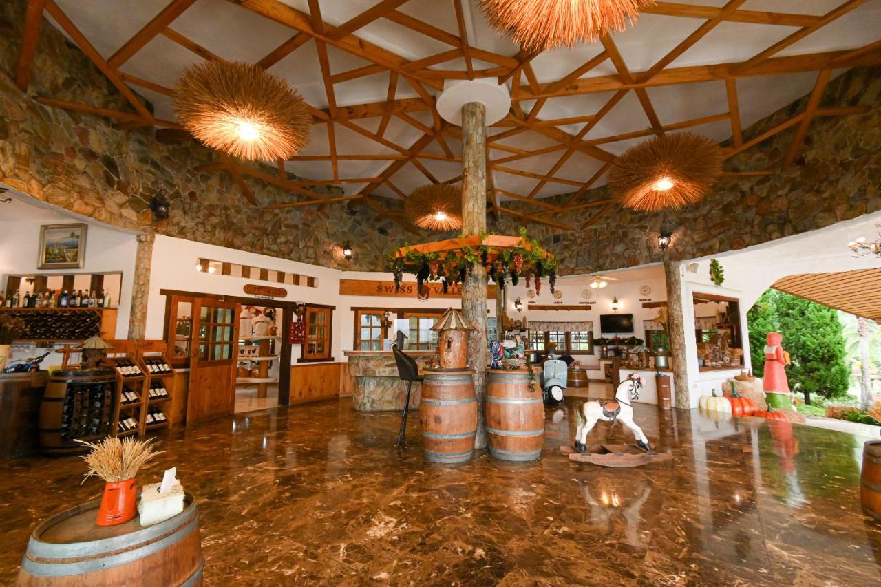 Swiss Valley Hip Resort Suan Phueng Eksteriør billede