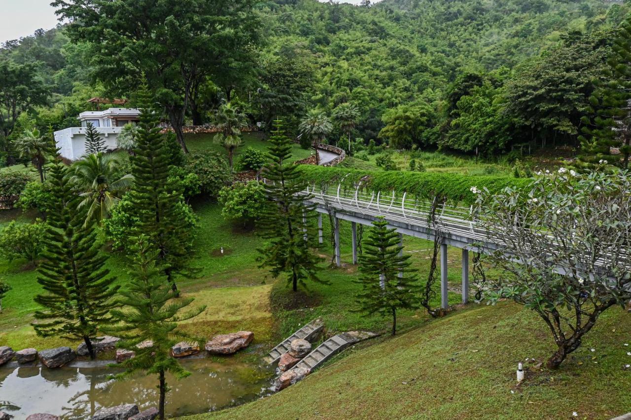 Swiss Valley Hip Resort Suan Phueng Eksteriør billede