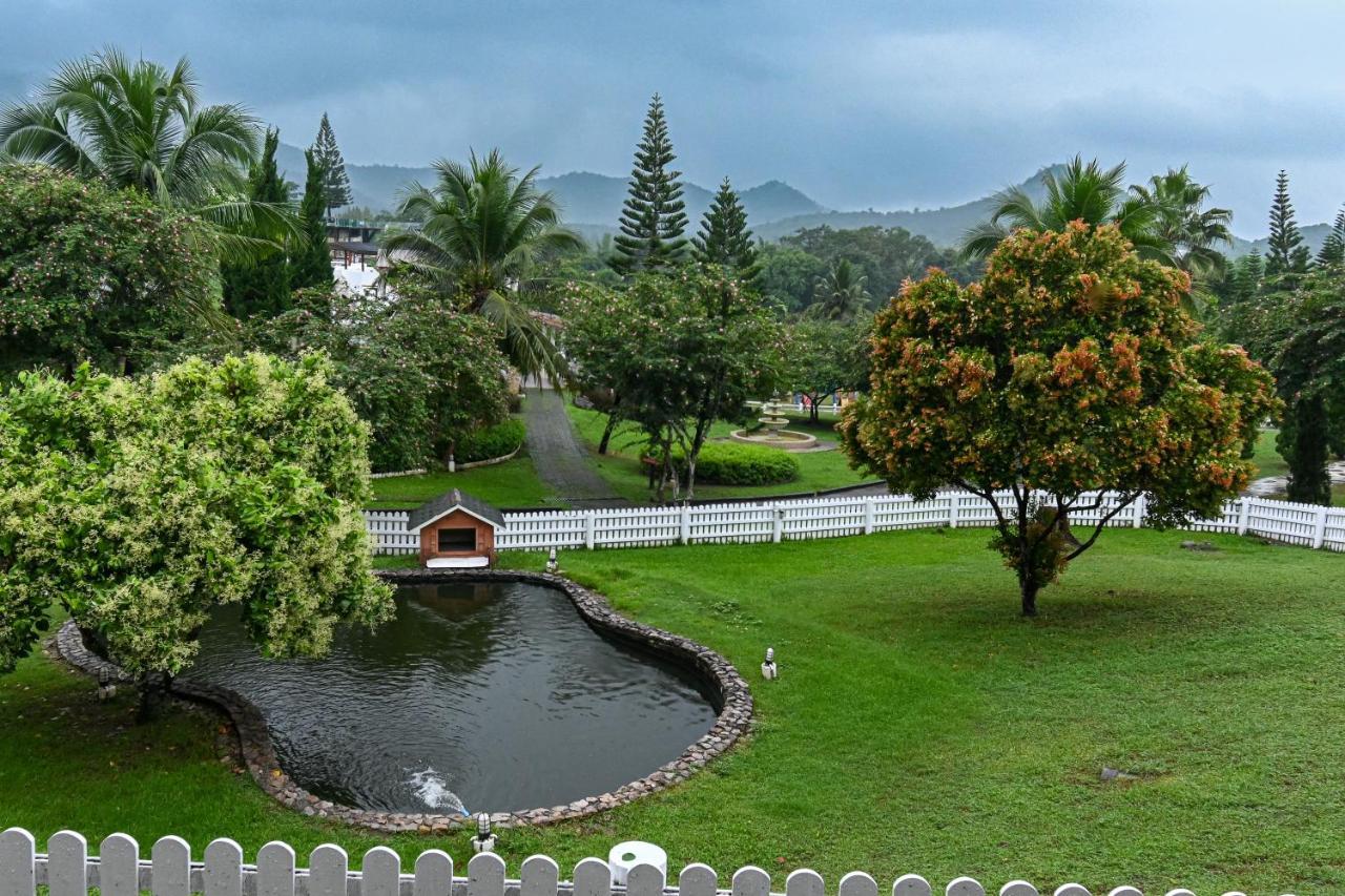 Swiss Valley Hip Resort Suan Phueng Eksteriør billede