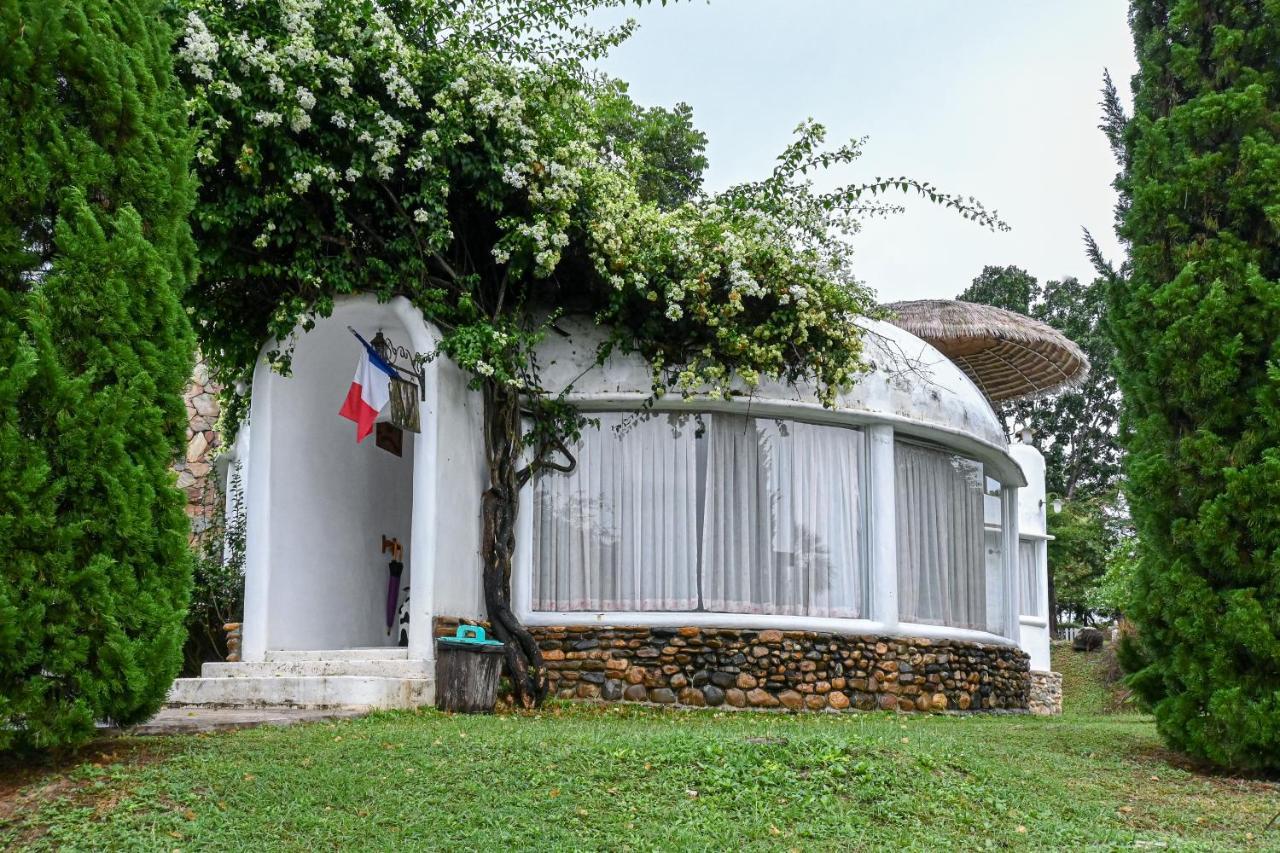 Swiss Valley Hip Resort Suan Phueng Eksteriør billede