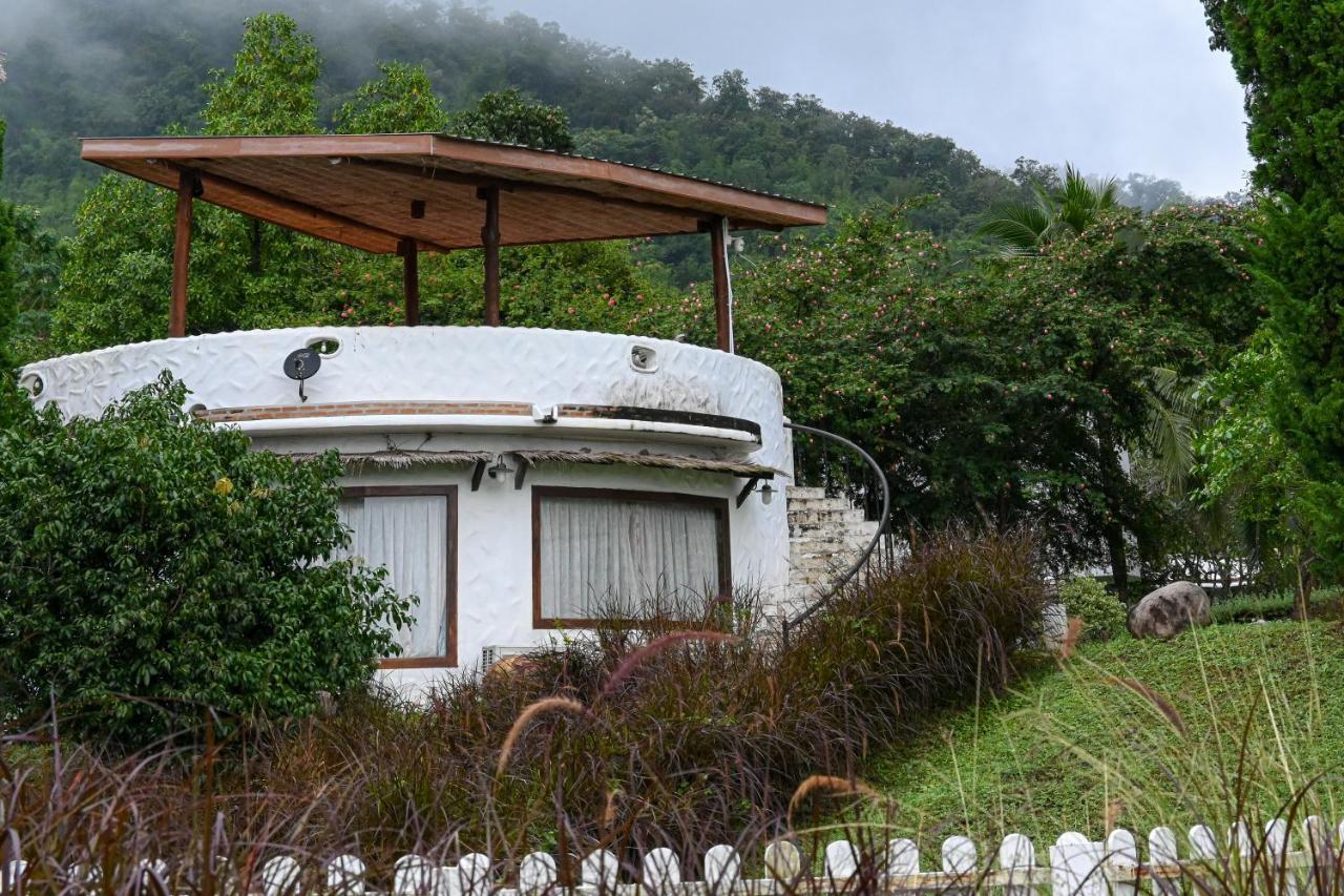 Swiss Valley Hip Resort Suan Phueng Eksteriør billede